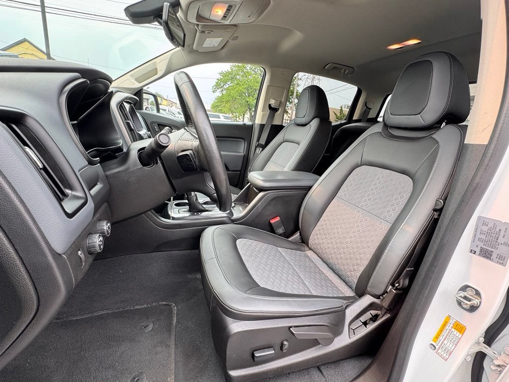 Used 2022 Chevrolet Colorado Z71 AWD/4WD image 13