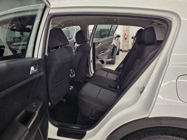 Used 2020 Kia Sportage LX image 29