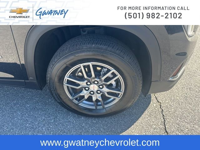Used 2025 GMC Acadia Elevation FWD image 12