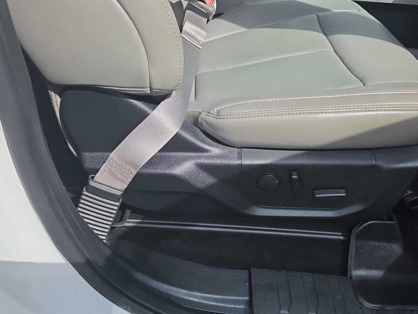 Used 2019 Ford F150 Lariat AWD/4WD image 19