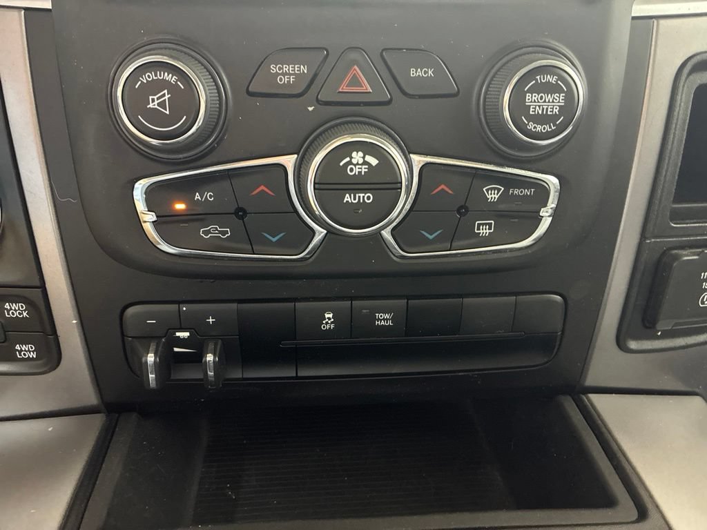 Used 2023 RAM 1500 Classic SLT w/ Trailer & Traction Group AWD/4WD image 20