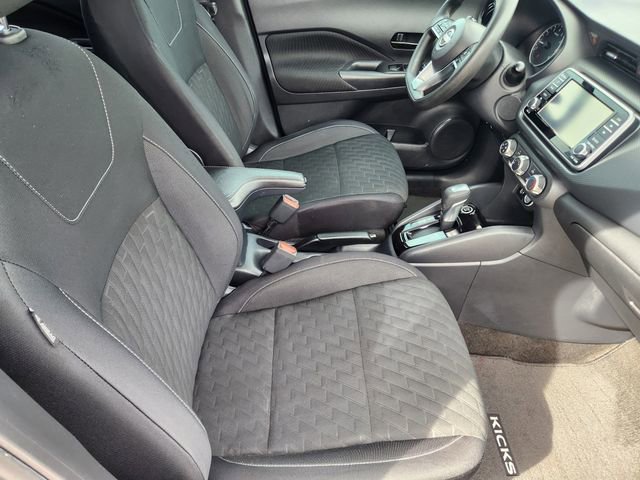 Used 2022 Nissan Kicks S FWD image 14