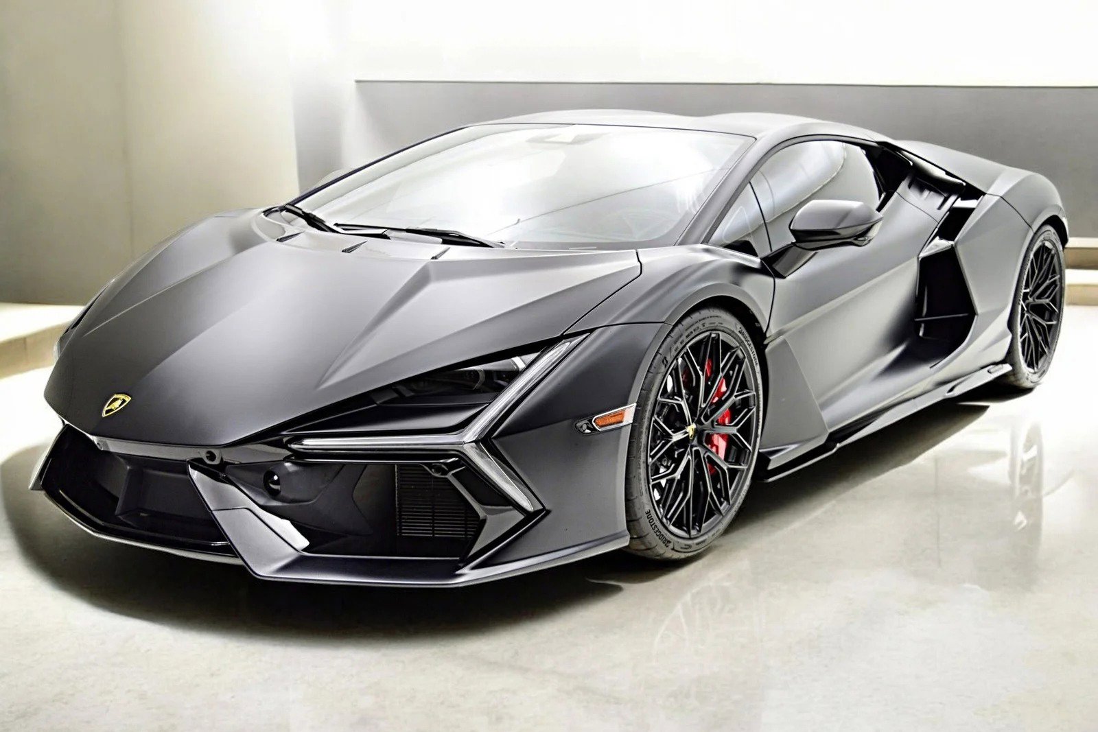 Used 2024 Lamborghini Revuelto
