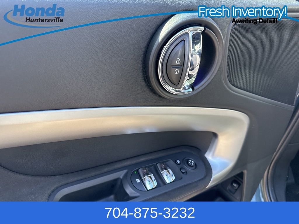 Used 2021 MINI Cooper Countryman S w/ Driver Assistance Package image 19