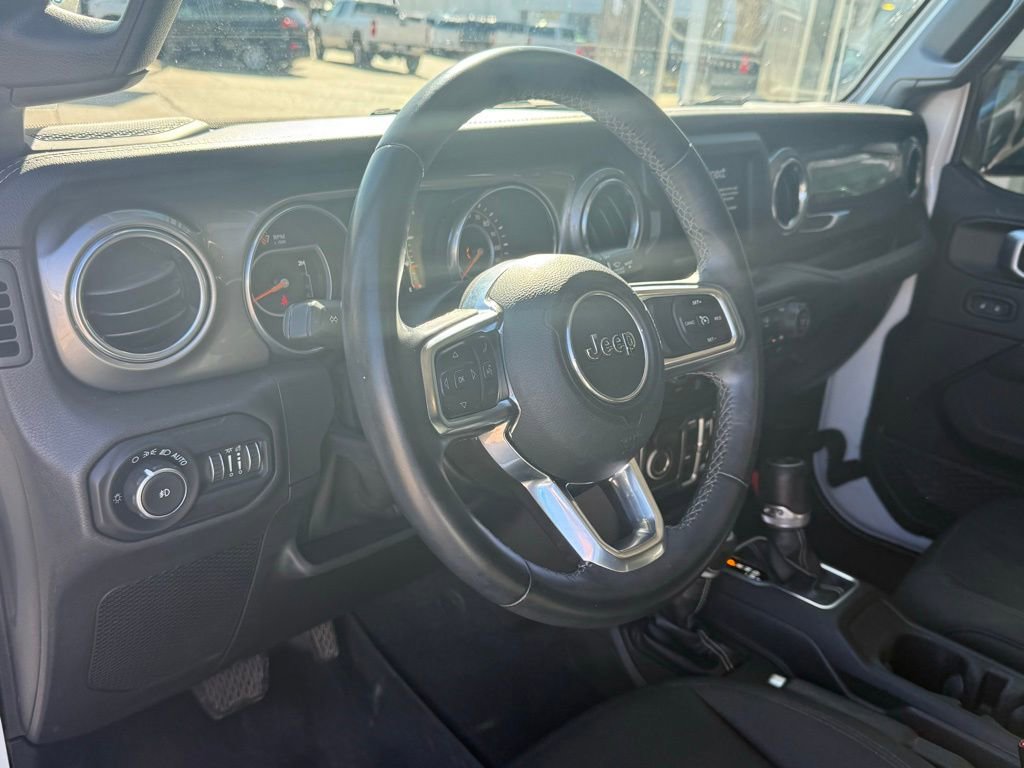 Used 2019 Jeep Wrangler Unlimited Sahara image 8