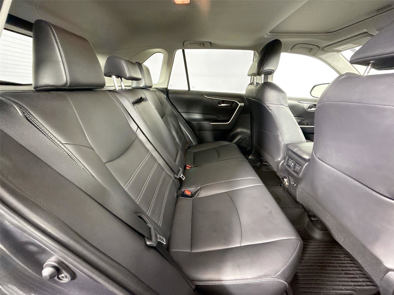 Certified 2020 Toyota RAV4 XLE Premium image 42