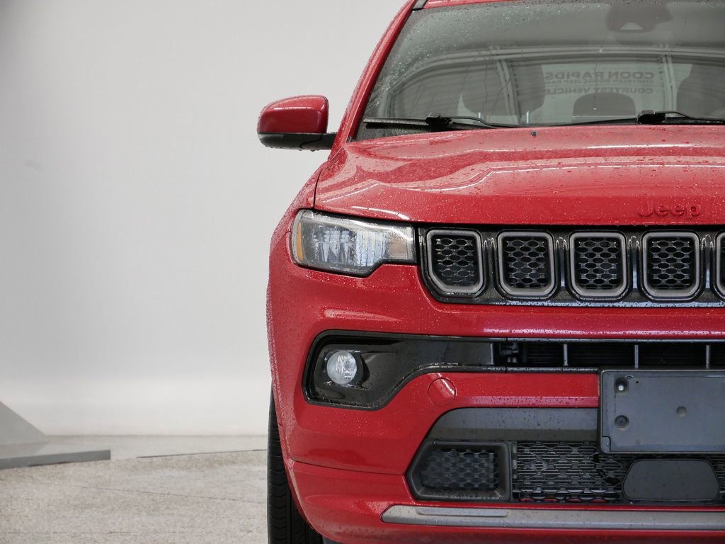 Certified 2023 Jeep Compass Limited image 12