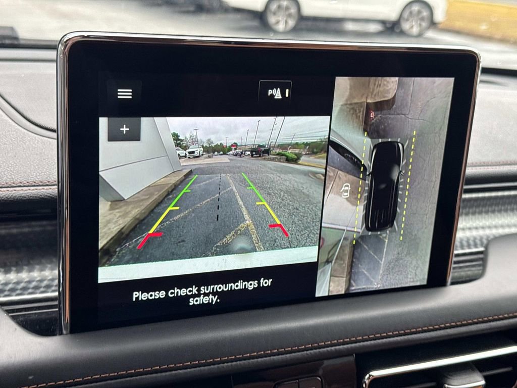 Used 2022 Lincoln Aviator Black Label w/ Dynamic Handling Package image 32