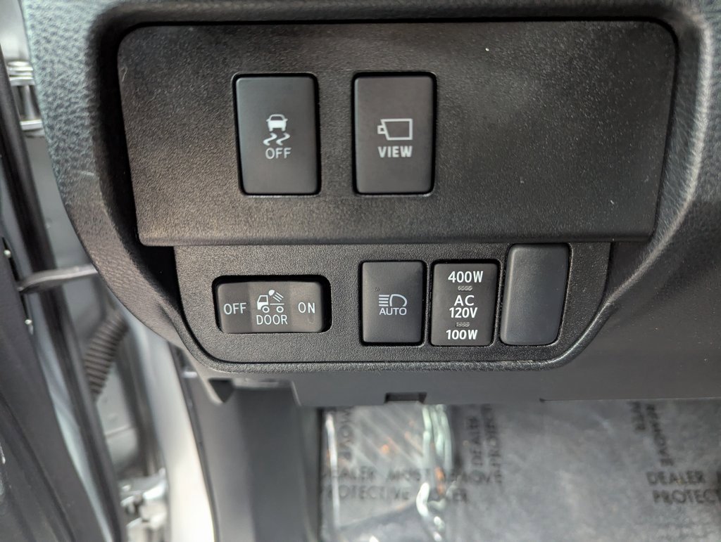 Used 2022 Toyota Tacoma Limited image 14