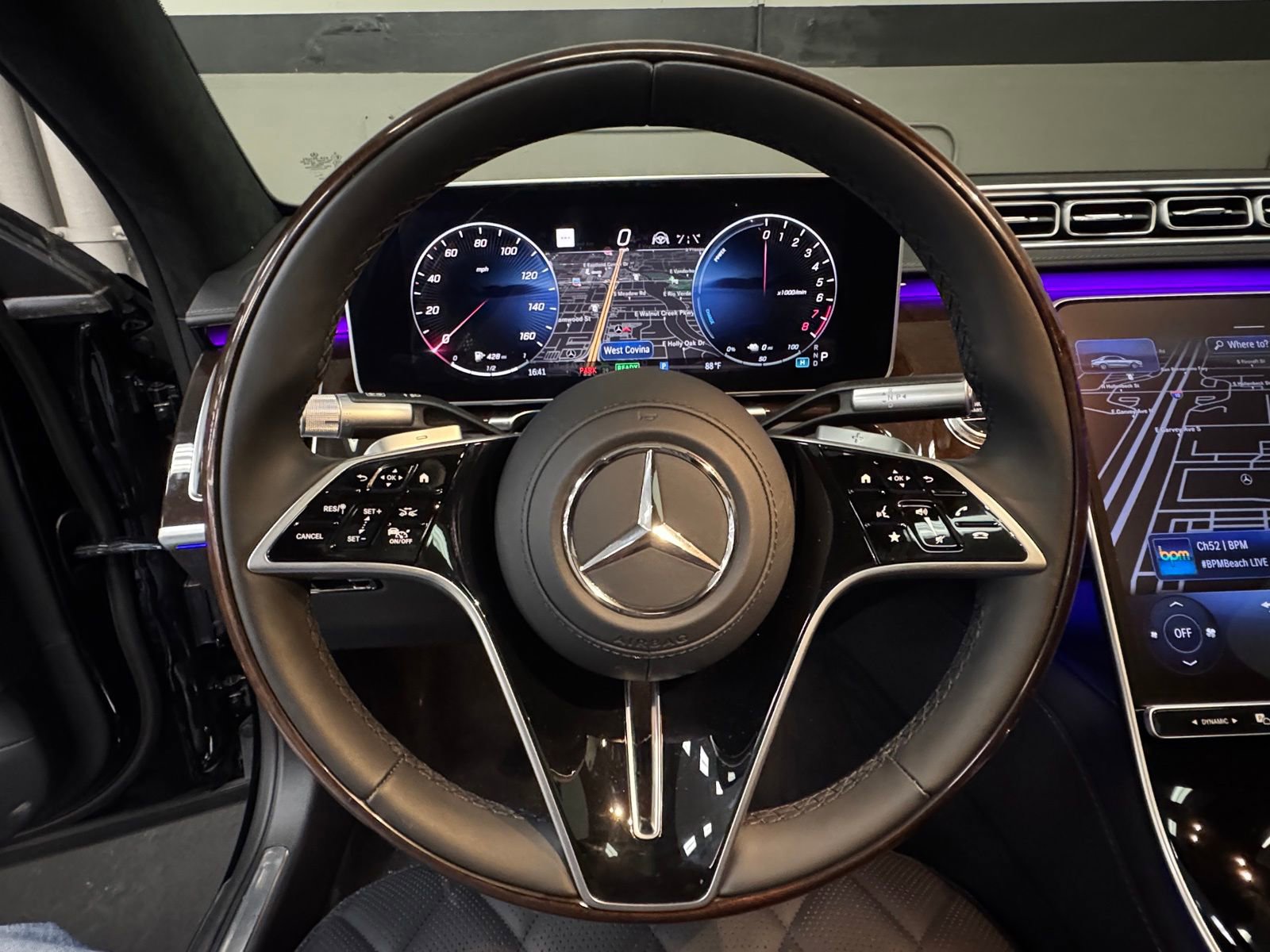 Used 2024 Mercedes-Benz S 580e 4MATIC Sedan image 22