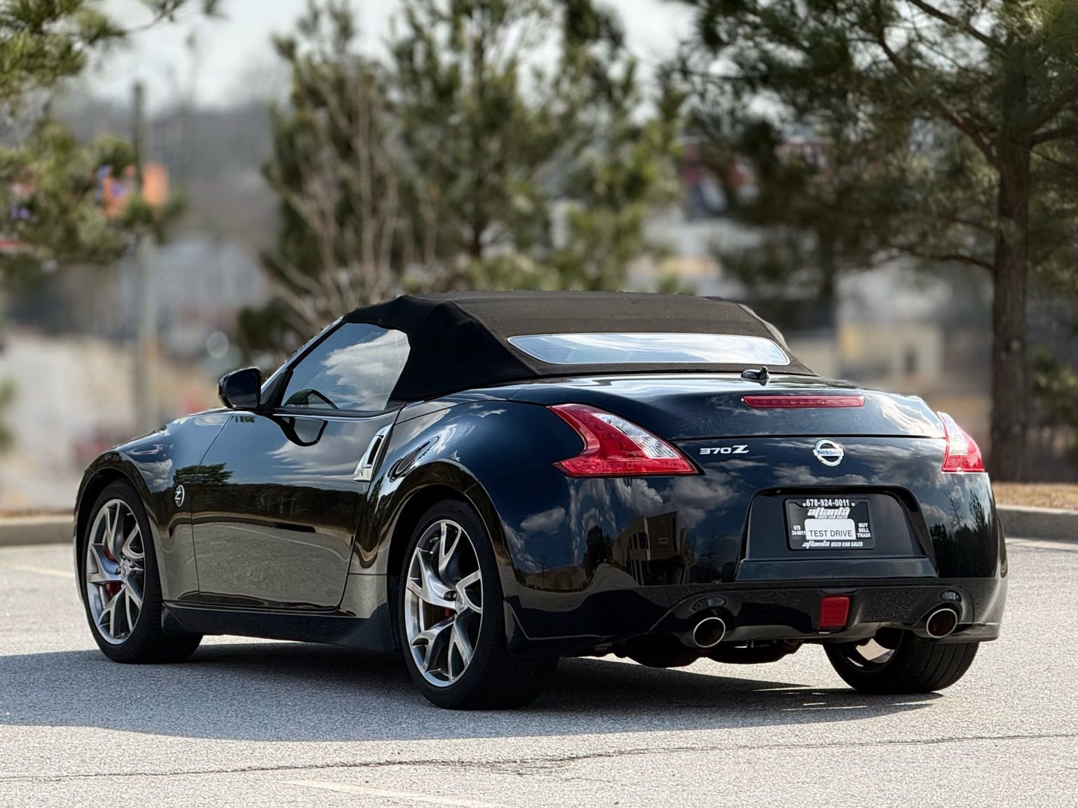 Used 2014 Nissan 370Z Touring w/ Sport Package image 7