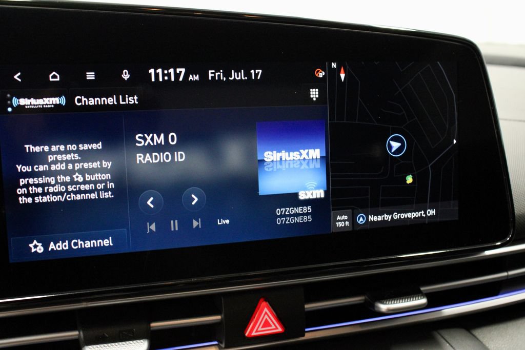 Certified 2024 Hyundai Elantra SEL FWD image 3
