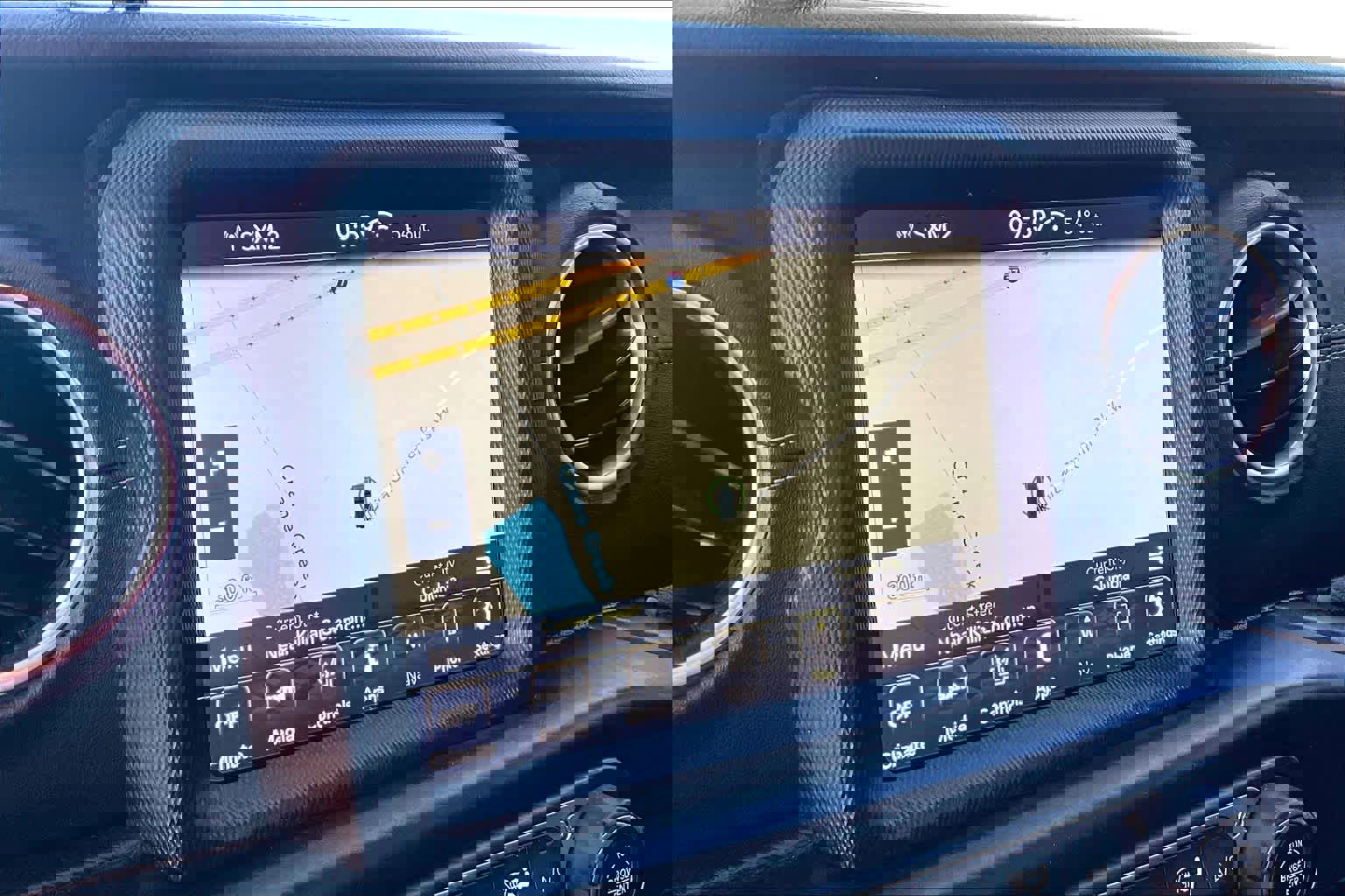 Used 2020 Jeep Wrangler Unlimited Sahara image 36