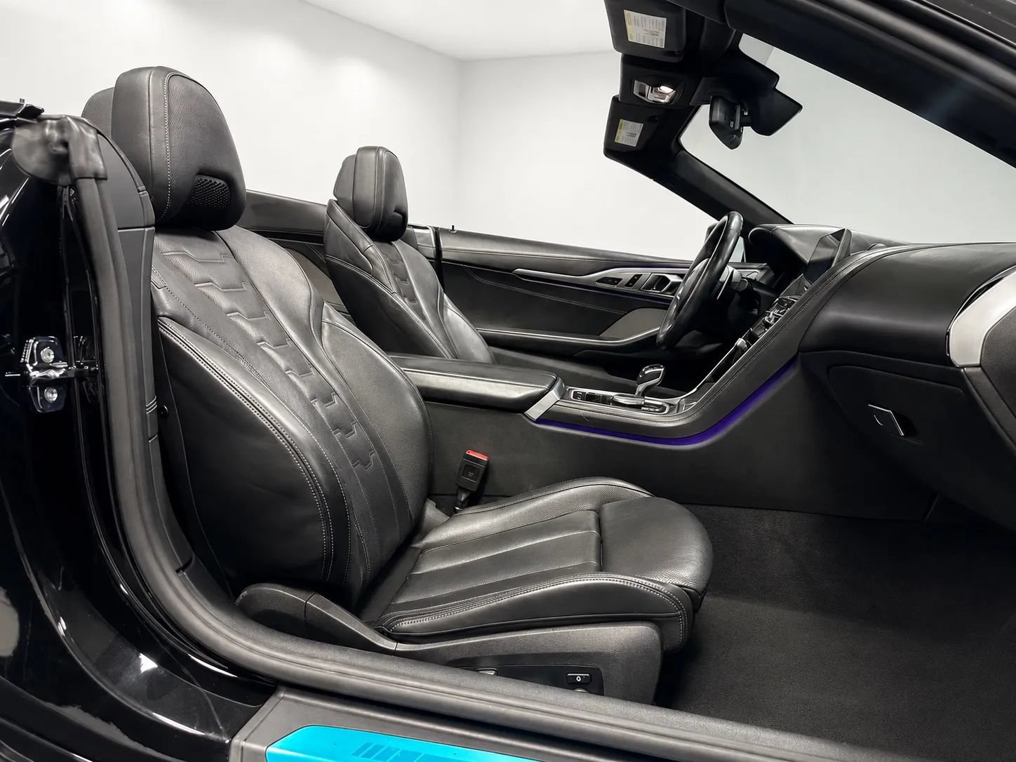 Used 2022 BMW M850i xDrive Convertible AWD/4WD image 17