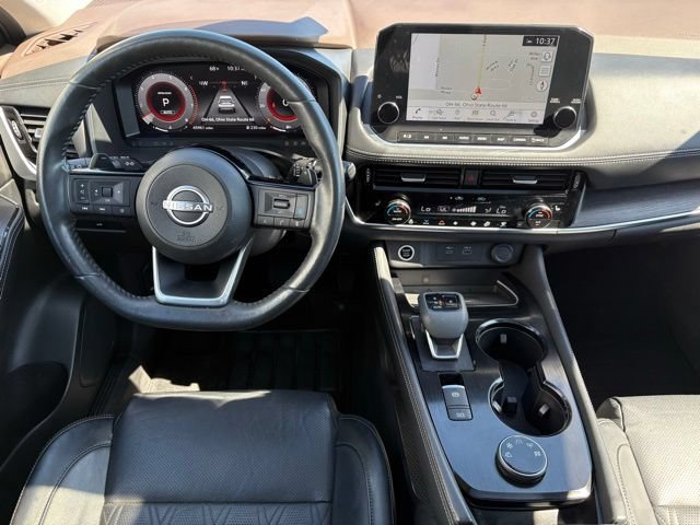 Used 2022 Nissan Rogue Platinum AWD/4WD image 3