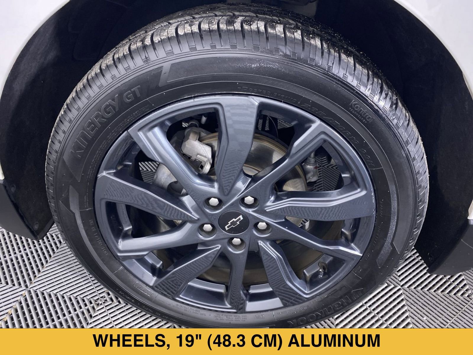 Certified 2023 Chevrolet Equinox RS w/ RS Leather Package FWD image 15