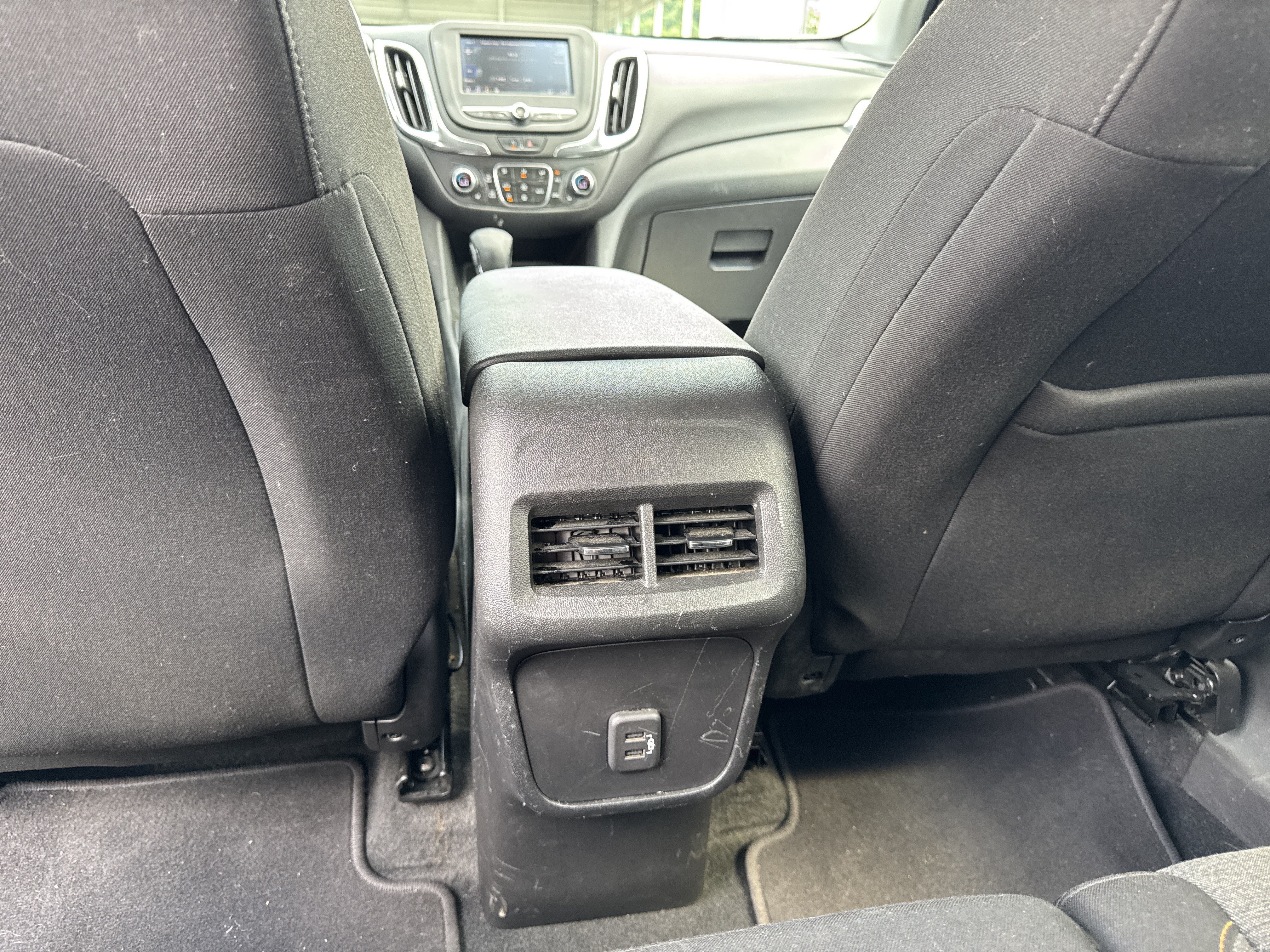 Used 2022 Chevrolet Equinox LT FWD image 19