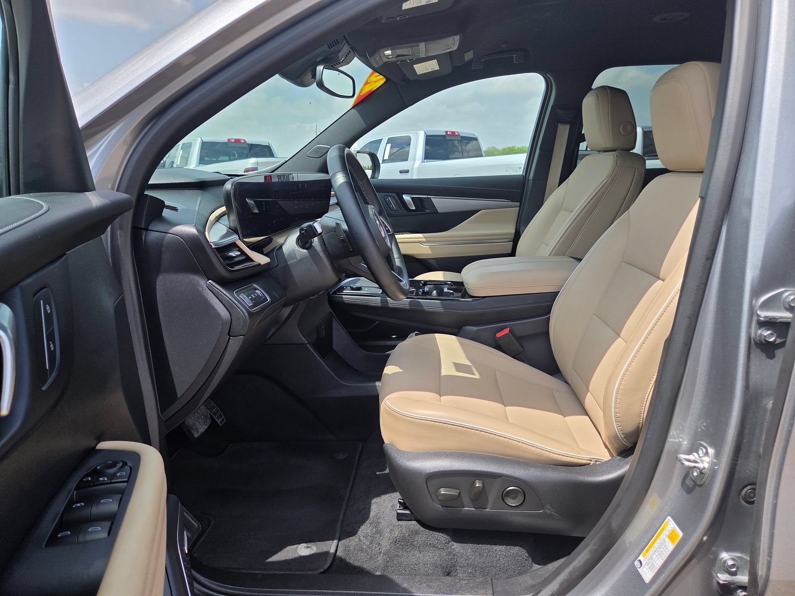 Used 2026 Buick Enclave Preferred FWD image 12