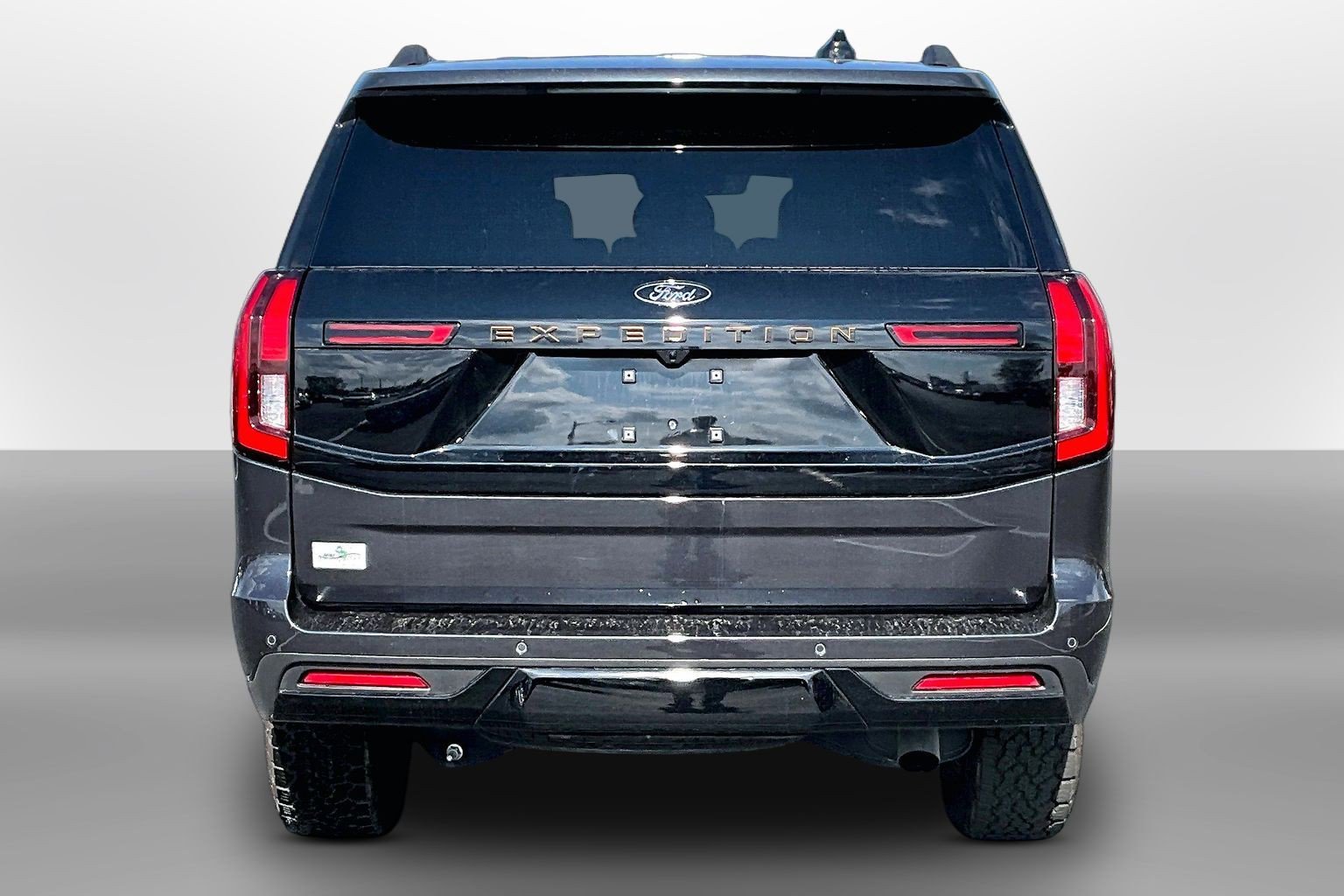 Used 2025 Ford Expedition Tremor AWD/4WD image 4