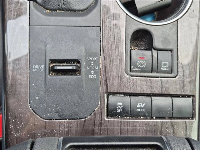 Used 2021 Toyota Highlander Limited FWD image 13