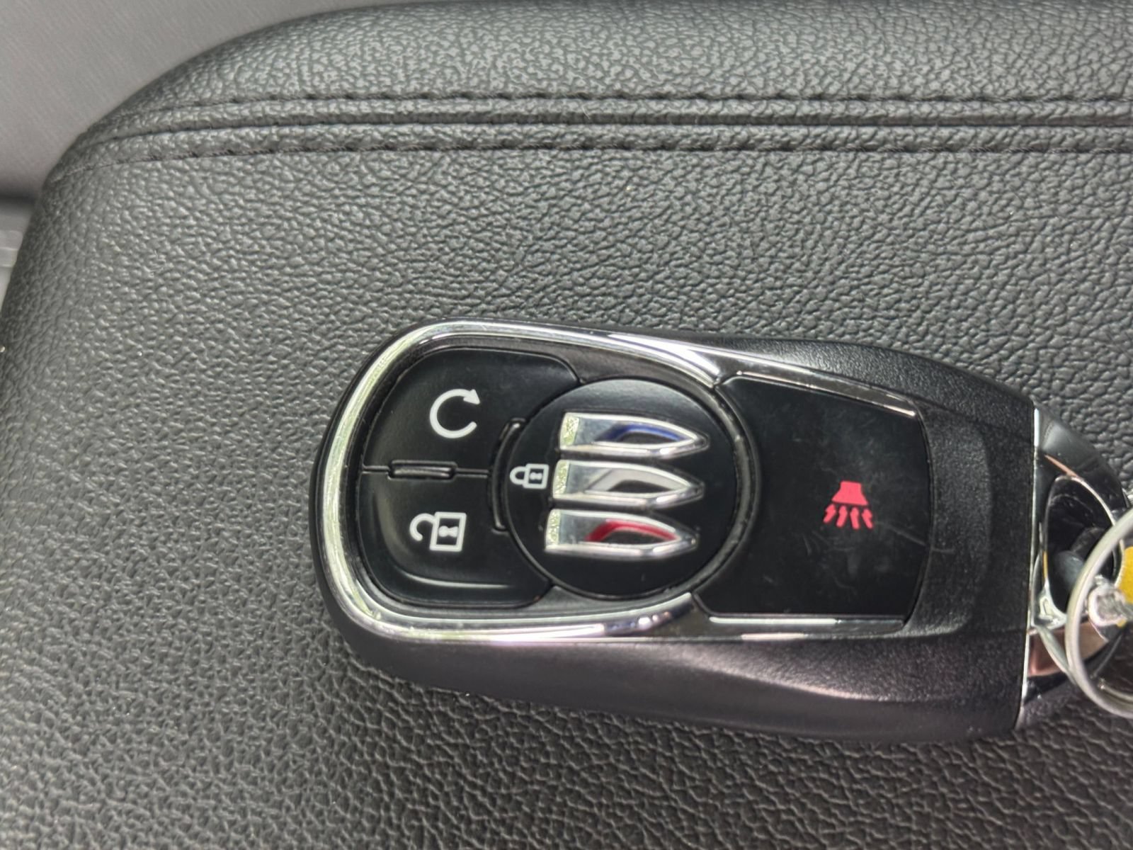 Used 2025 Buick Encore GX Preferred FWD image 21