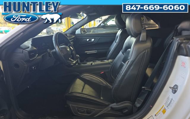 Used 2024 Ford Mustang Premium image 6