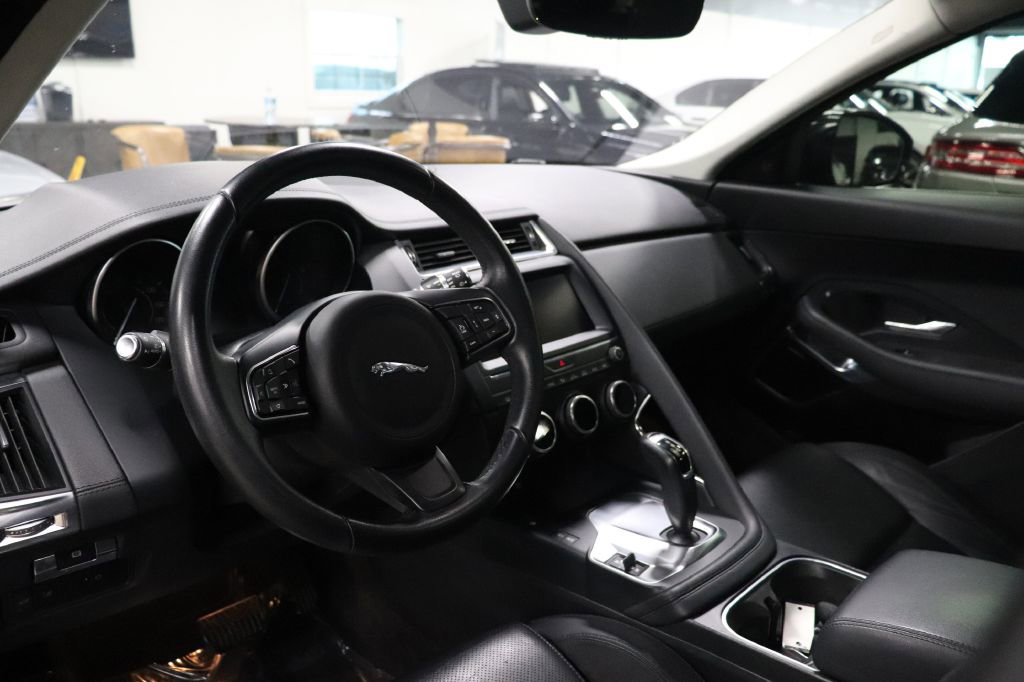 Used 2018 Jaguar E-PACE S image 12