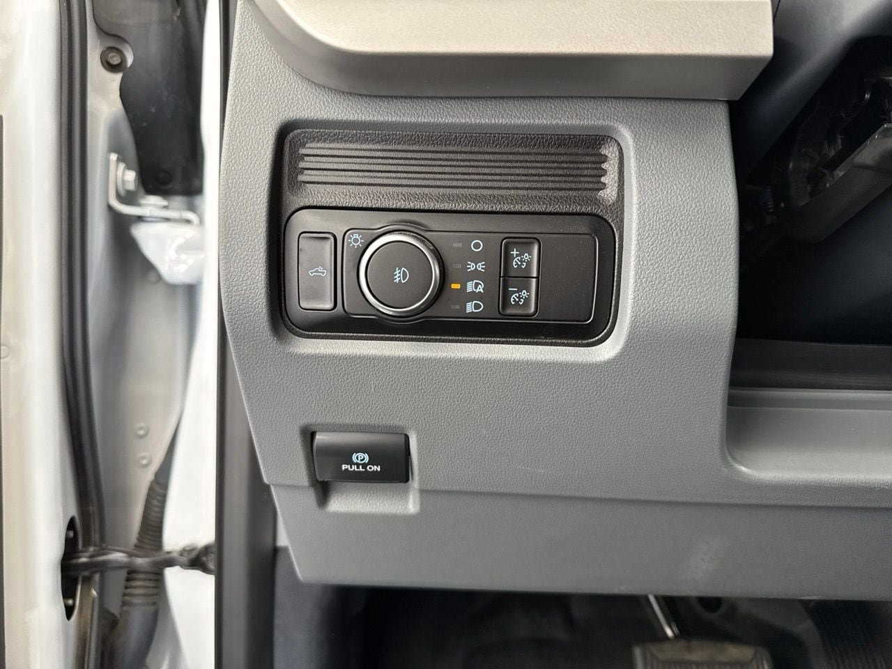 Used 2024 Ford F350 XLT AWD/4WD image 33