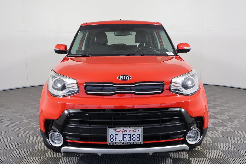 Used 2018 Kia Soul ! w/ Tech Package FWD image 2