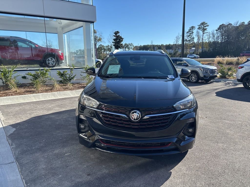 Used 2023 Buick Encore GX Select w/ Sport Touring Package image 3