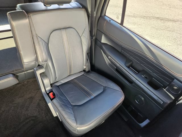 Used 2023 Ford Expedition Max Platinum AWD/4WD image 17
