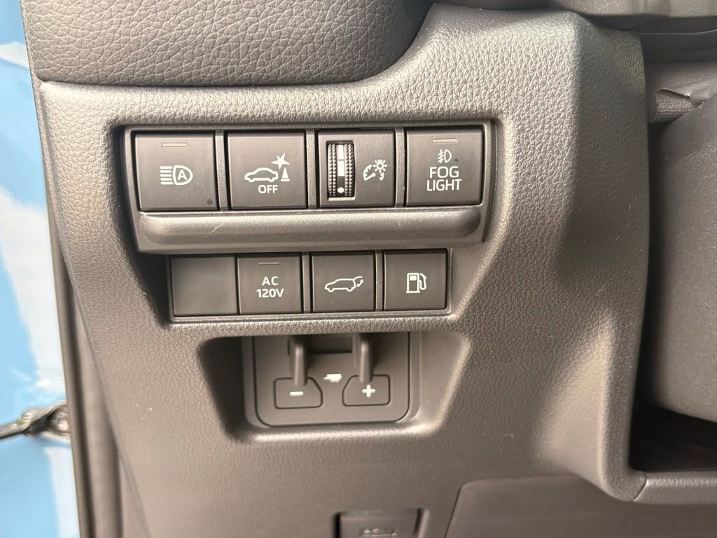 Used 2026 Toyota Land Cruiser w/ Premium Package image 23