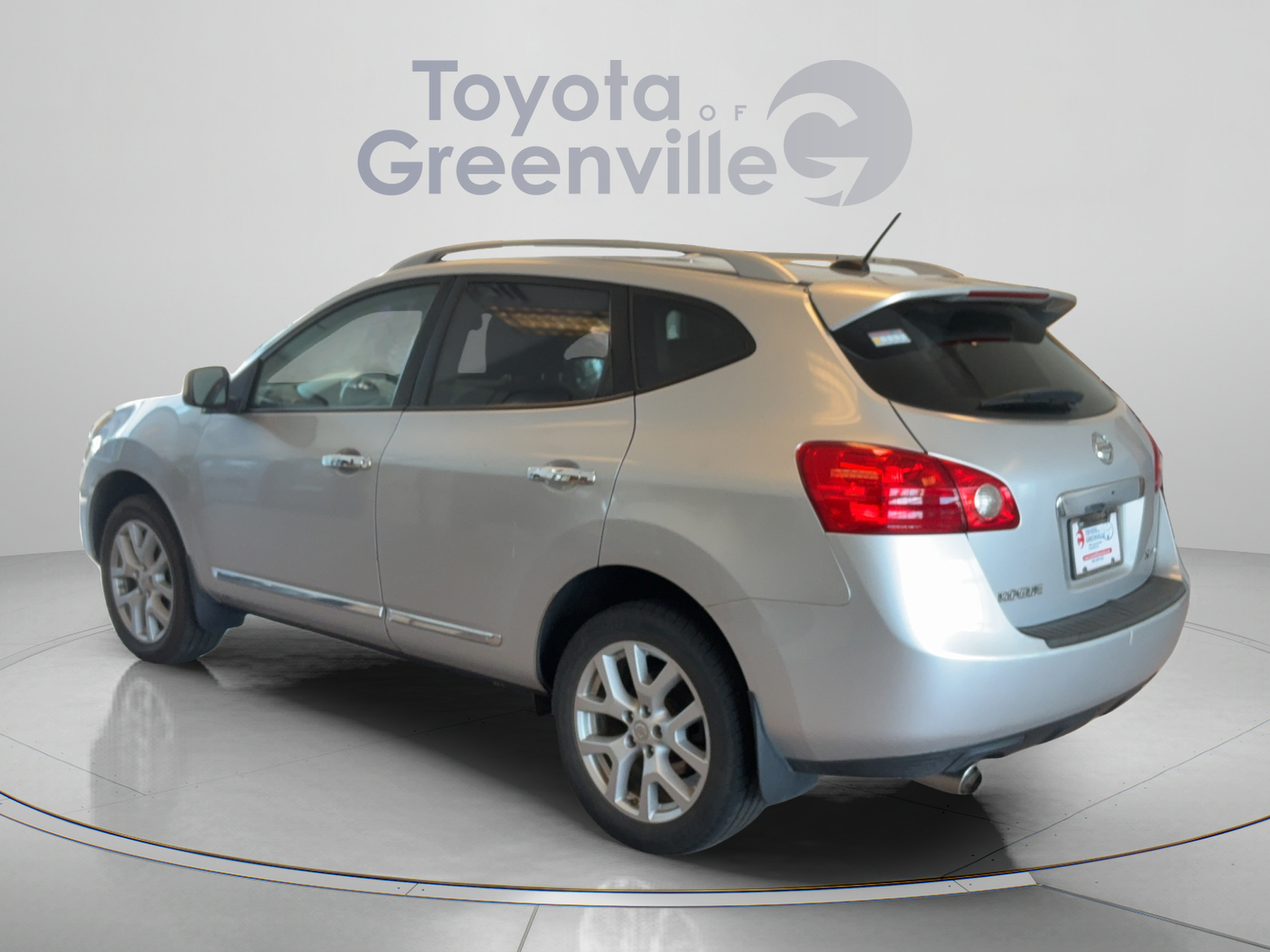 Used 2011 Nissan Rogue SV w/ SL Pkg AWD/4WD image 4