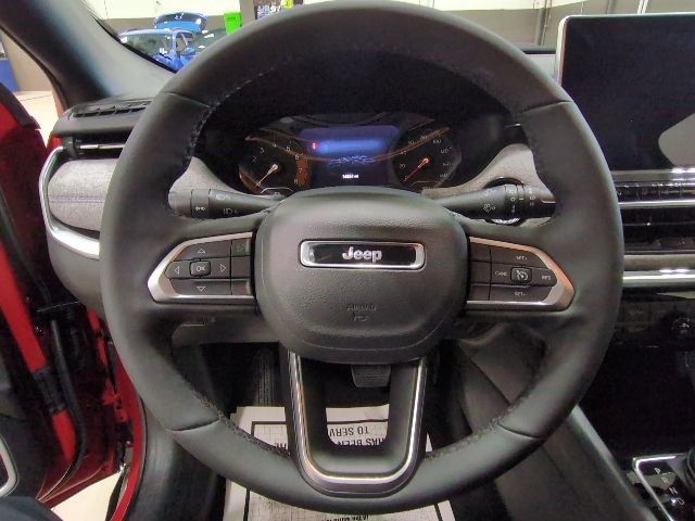 Used 2023 Jeep Compass Latitude w/ Convenience Group image 6