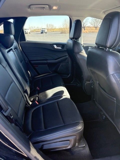 Used 2021 Ford Escape SEL w/ Technology Package image 17