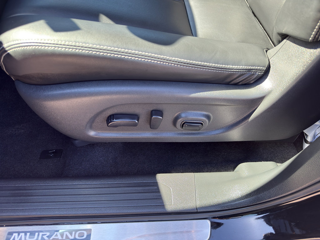 Used 2022 Nissan Murano SV w/ SV Midnight Edition Package AWD/4WD image 15