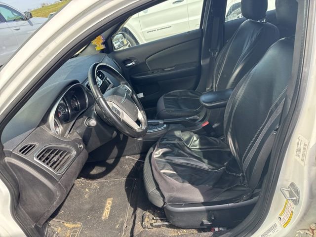 Used 2012 Chrysler 200 Touring image 7