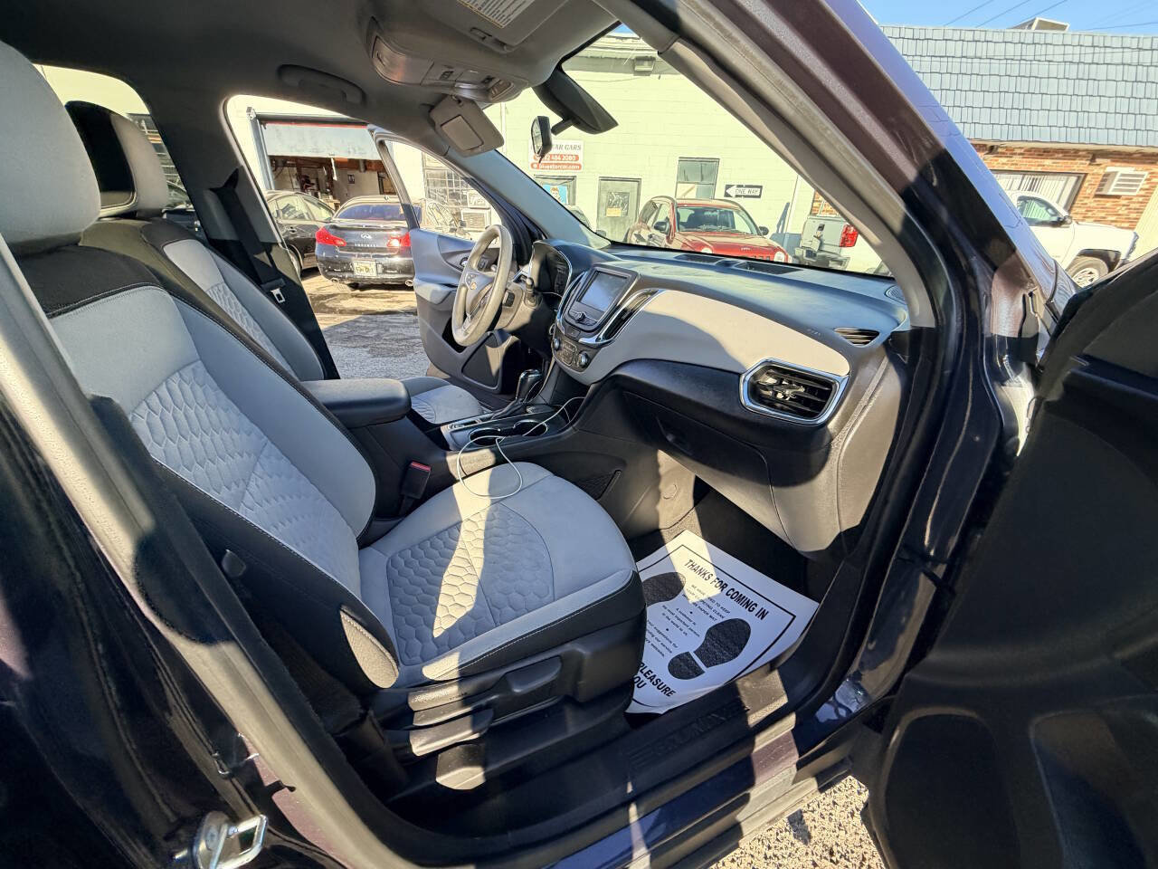 Used 2018 Chevrolet Equinox LT FWD image 50