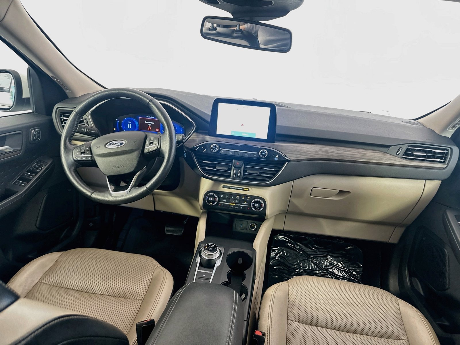 Used 2020 Ford Escape Titanium AWD/4WD image 24