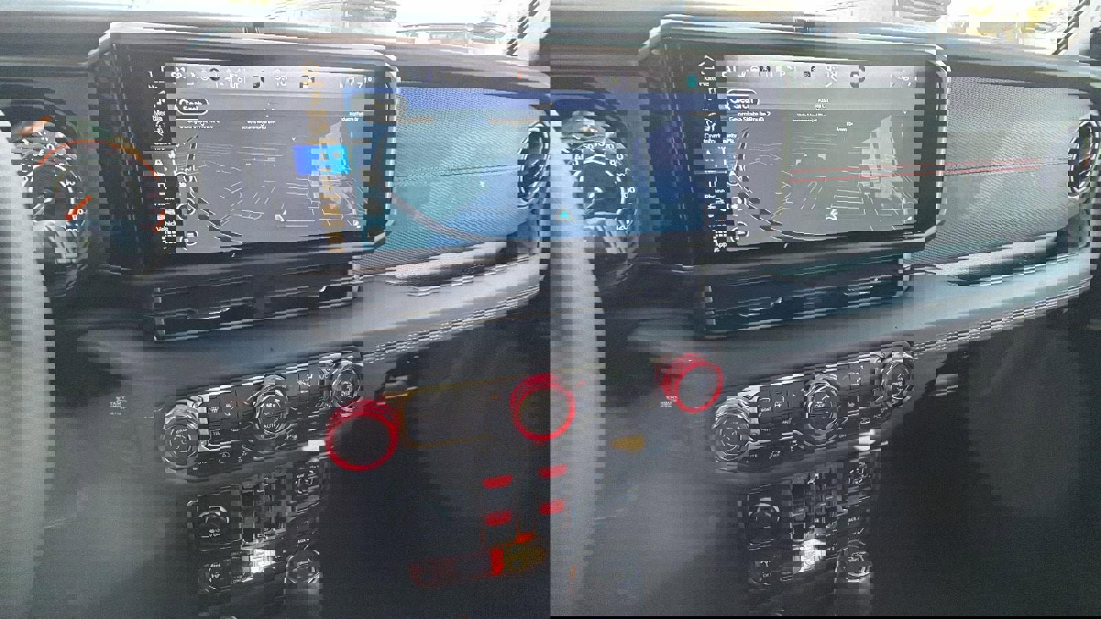 Used 2025 Jeep Gladiator Rubicon AWD/4WD image 23