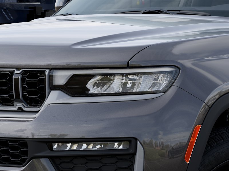 New 2026 Jeep Grand Cherokee L Limited w/ Limited Altitude Package AWD/4WD image 36