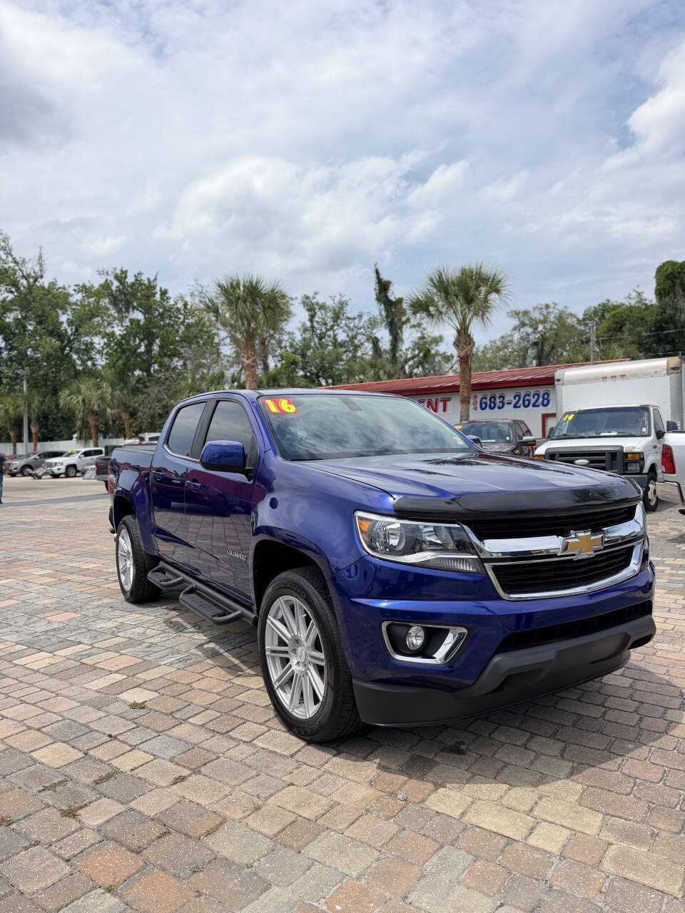 Used 2016 Chevrolet Colorado LT w/ LT Convenience Package RWD image 3