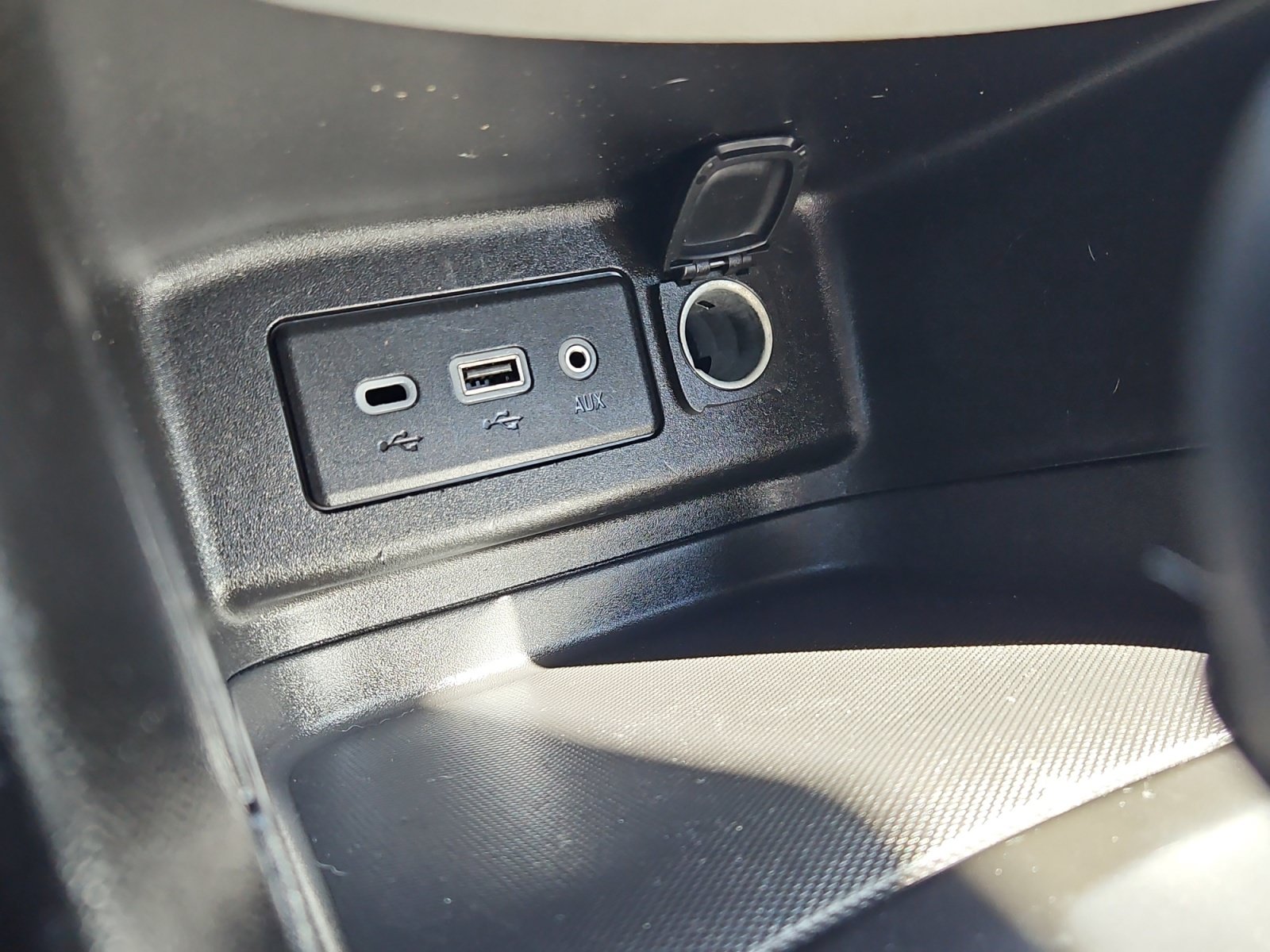 Used 2022 Chevrolet Equinox LS AWD/4WD image 19