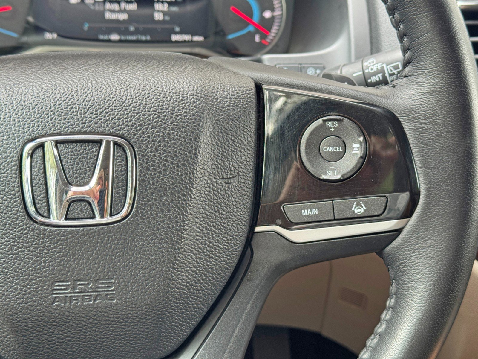 Used 2021 Honda Pilot Touring image 23