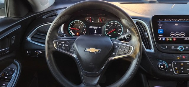Used 2024 Chevrolet Malibu LT image 20