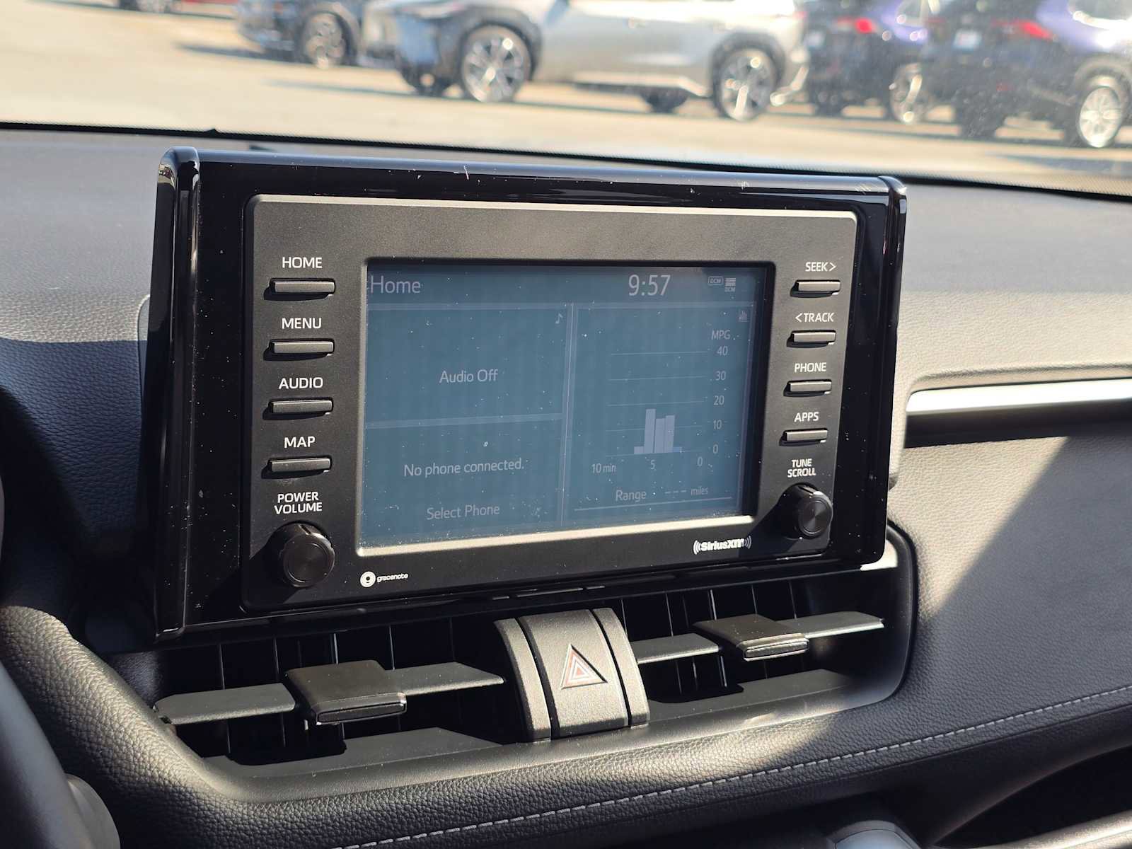 Used 2020 Toyota RAV4 XLE w/ XLE Grade Weather Package AWD/4WD image 27