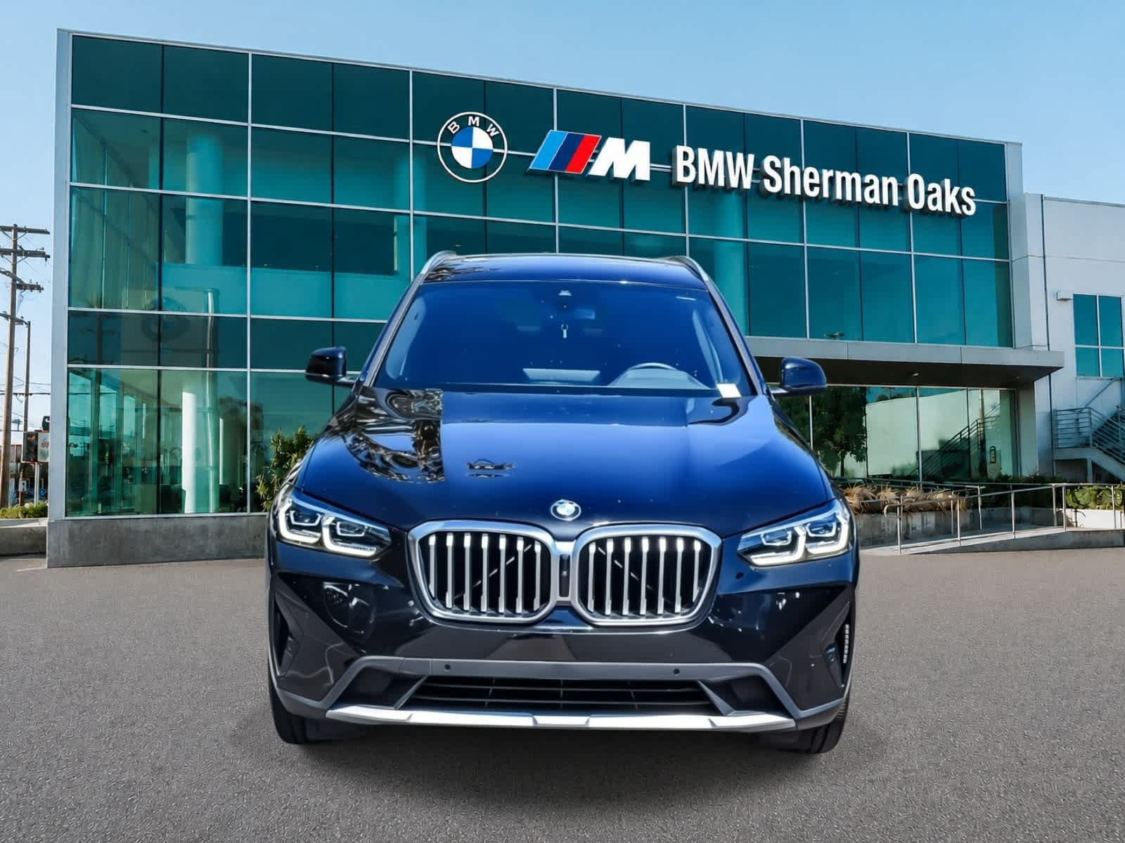 Used 2023 BMW X3 sDrive30i w/ Premium Package RWD image 2