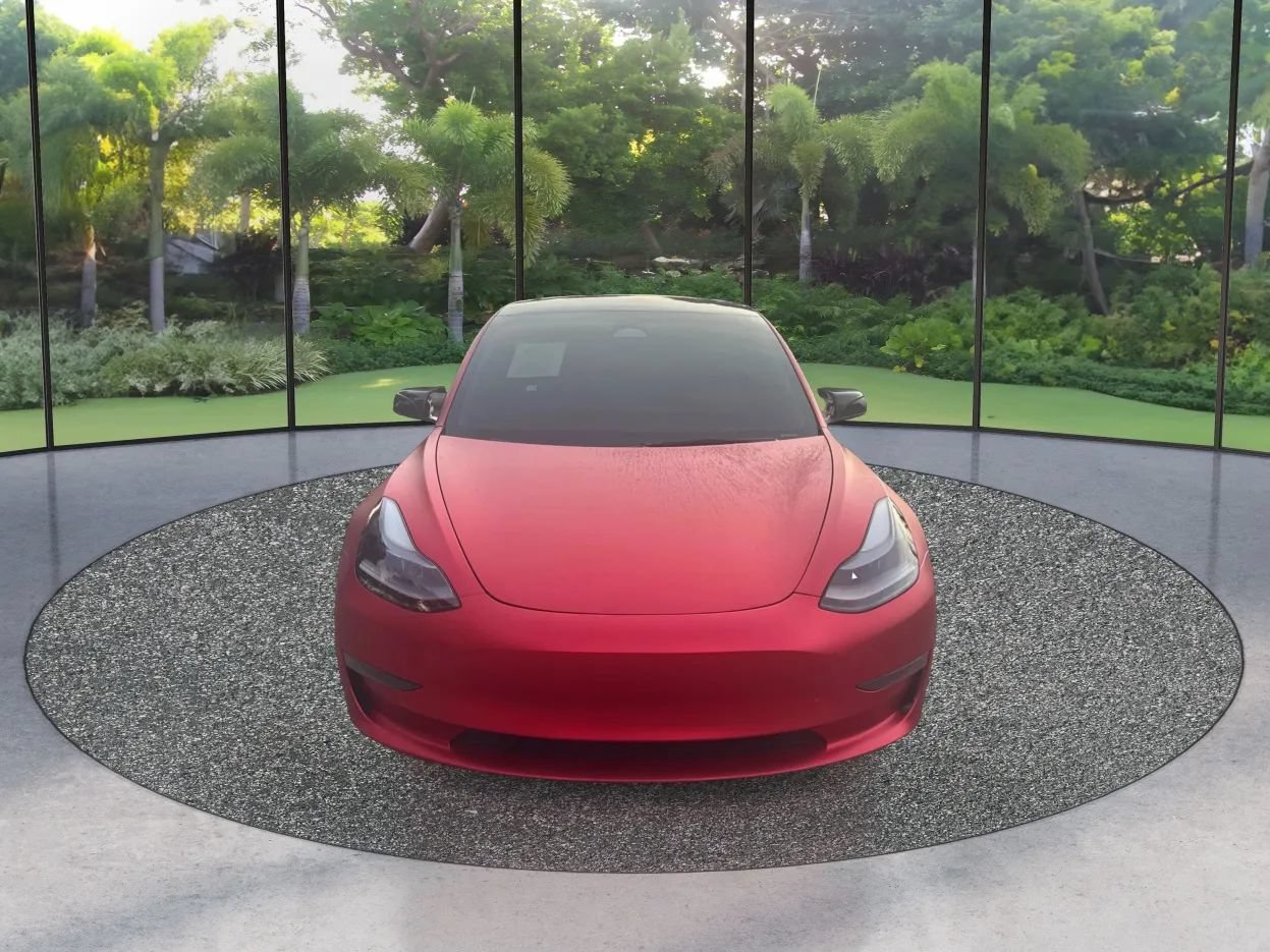 Used 2023 Tesla Model 3 Standard Range RWD image 2