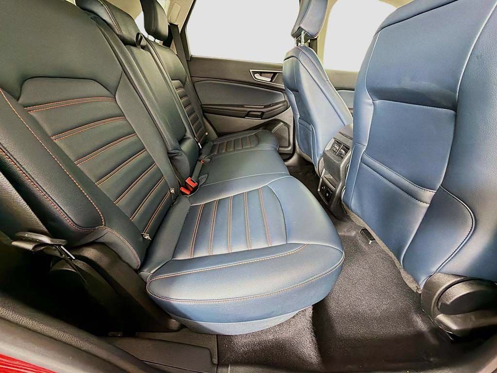 Used 2024 Ford Edge SEL w/ Sport Appearance Package AWD/4WD image 23