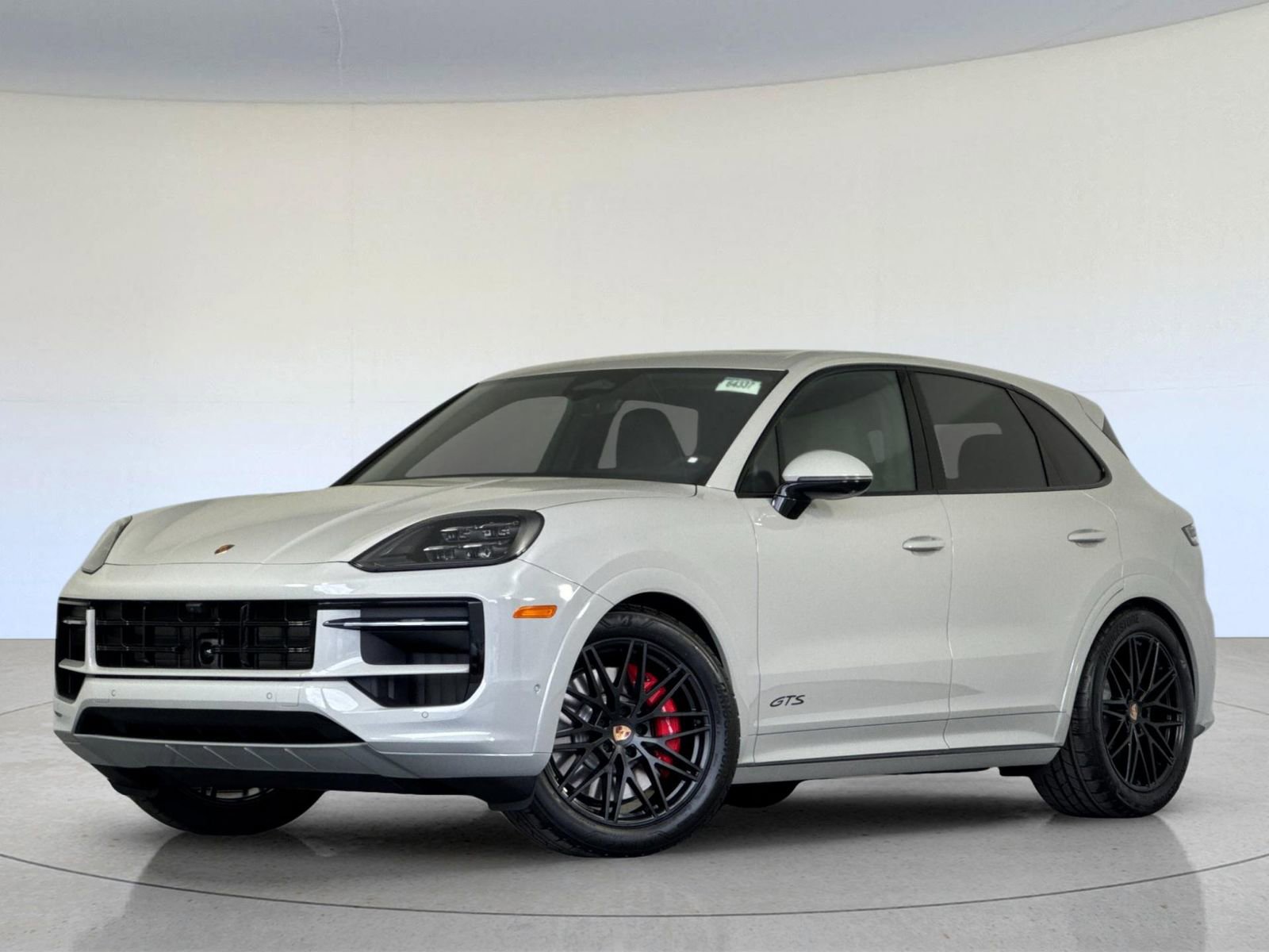New 2026 Porsche Cayenne GTS image 1